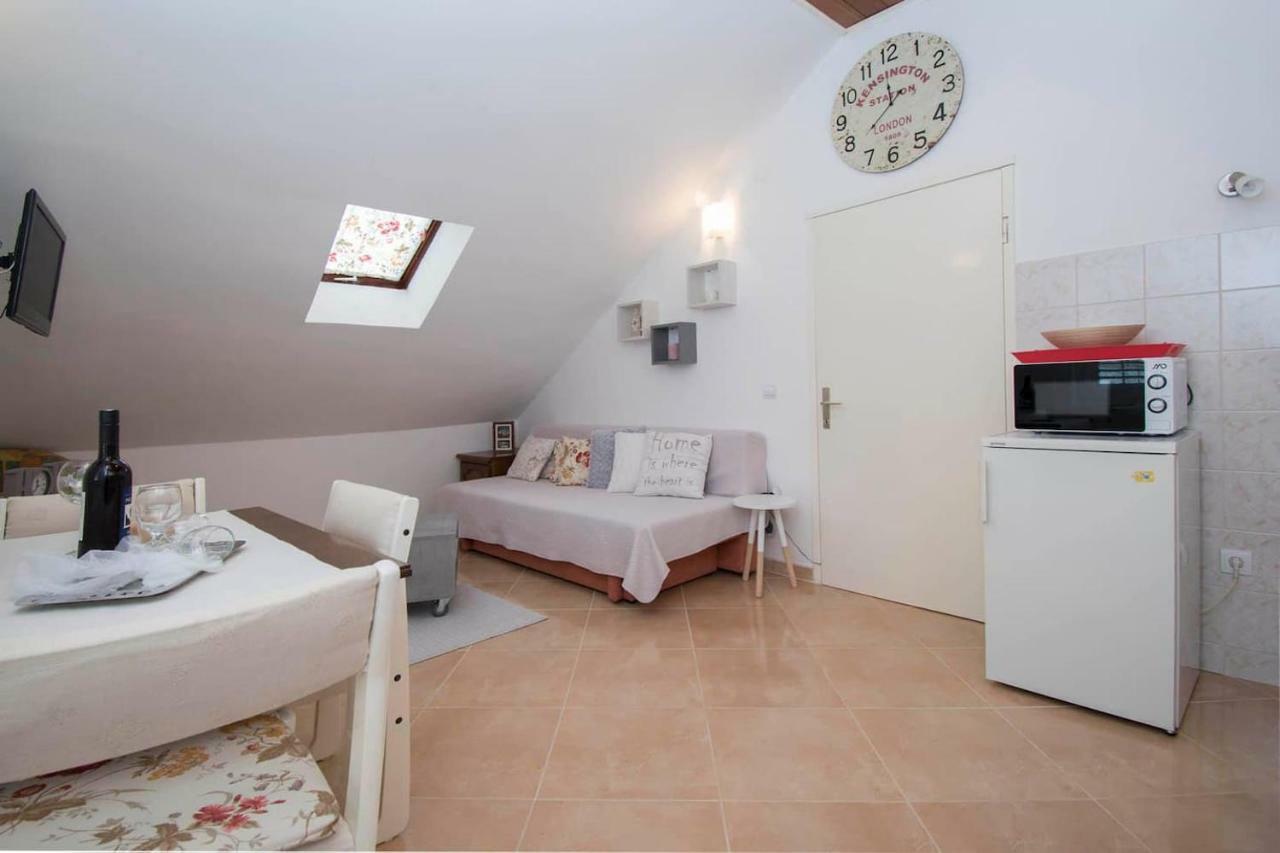 마카르스카 Apartman Miletic 아파트 외부 사진